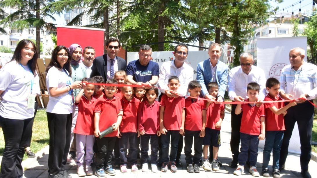 Karaman'da Bilimle Dolu Üç Gün: 4006-C TÜBİTAK Bilim Fuarı Festivaline Yoğun İlgi